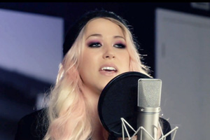 Amelia Lily - Shut Up (And Give Me Whatever You Got) [Acoustic]