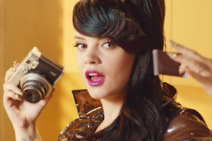 Lily Allen - Hard Out Here [Explicit]